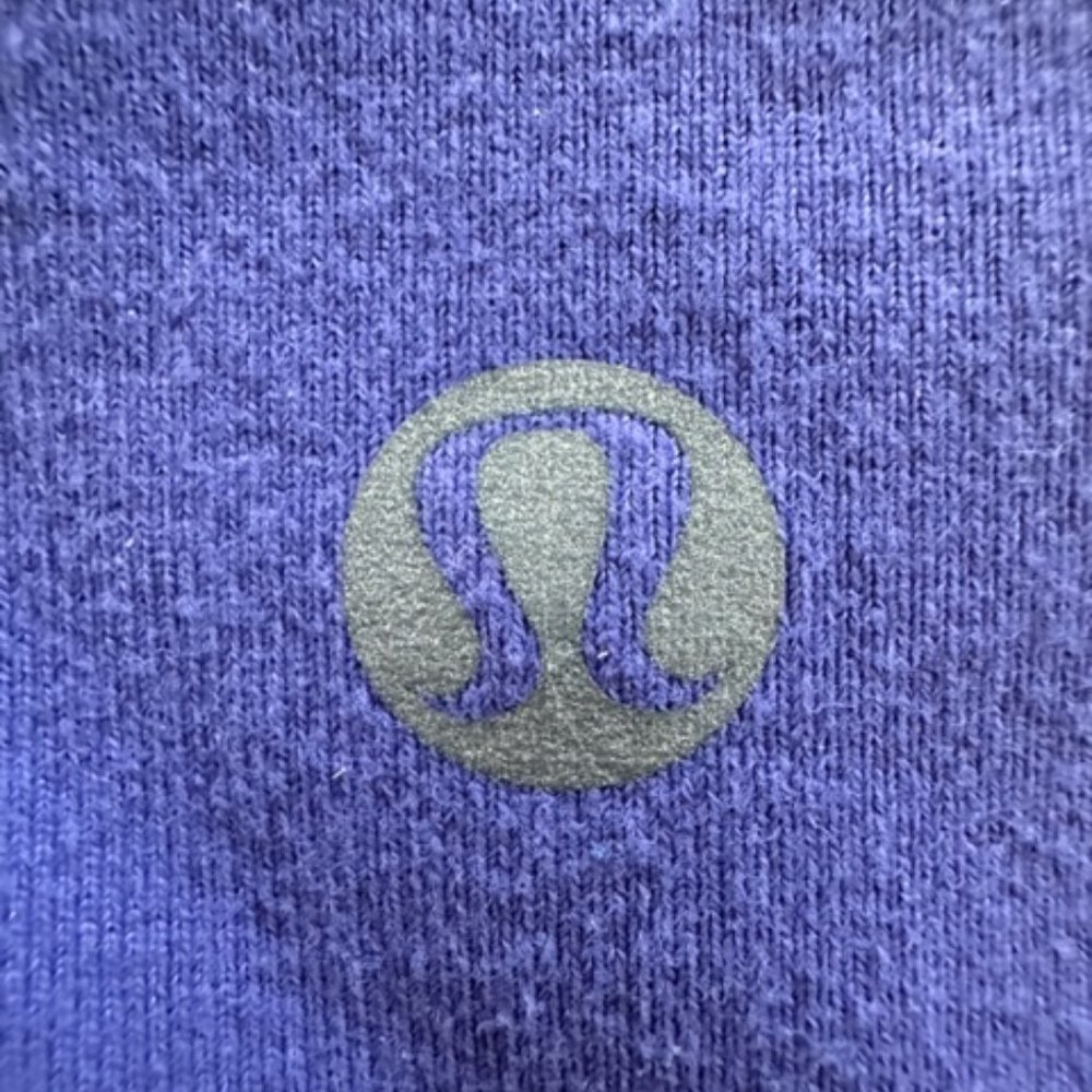 Lululemon Size XS Periwinkle Built in Bra Tank - Picture 7 of 14